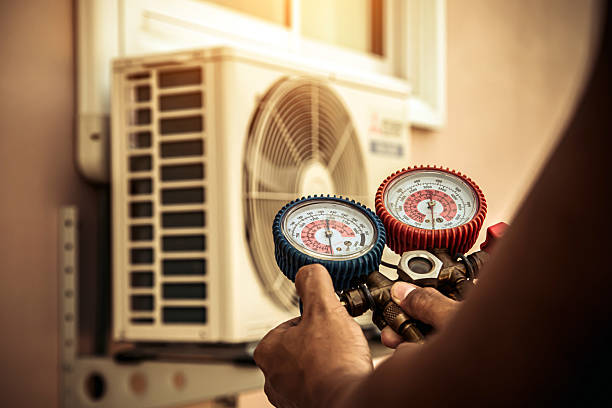 Professional Hvac technician working in Bahama, NC